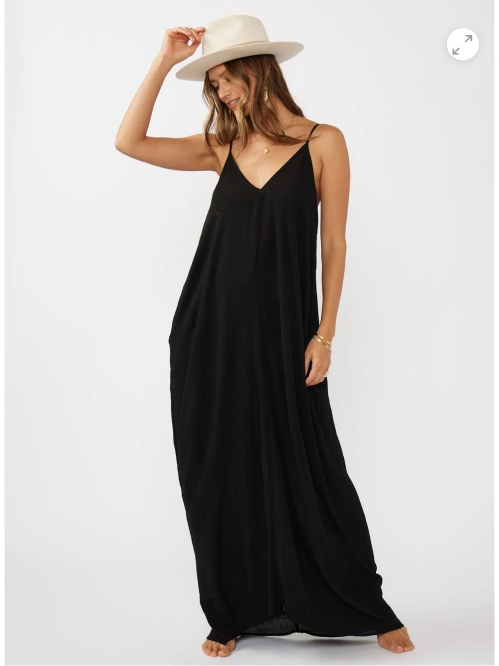LOVESTITCH Weekend Mila Maxi Dress - Picture 2 of 3